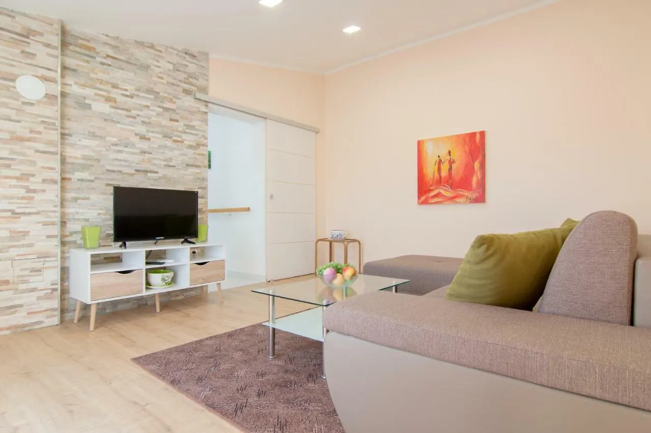 Apartman Elma Pula Apartment
