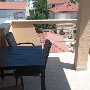 https://frka-petei.hotelinzadar.com